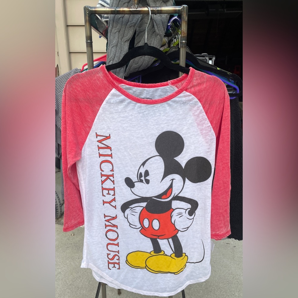 NWT Disney Mickey Mouse 3/4 Sleeve Raglan Tee - Red & White